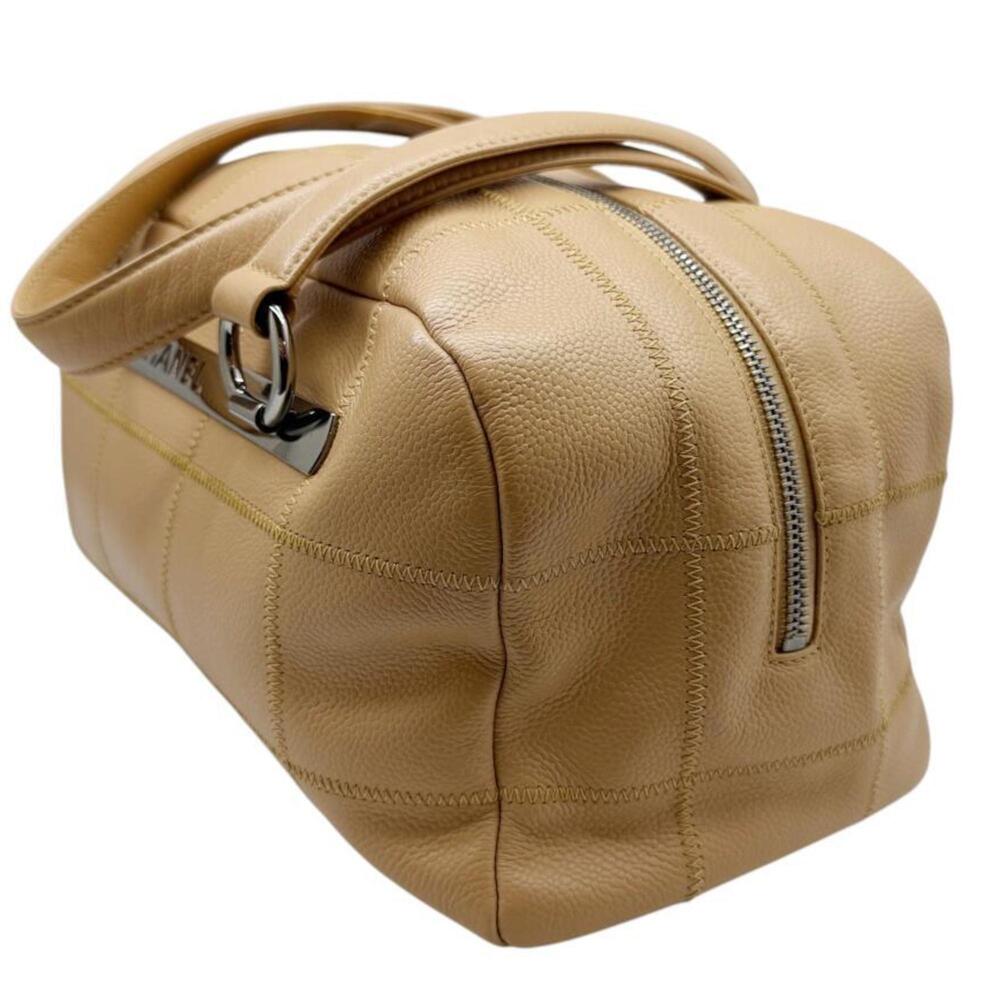 CHANEL Cream Caviar Leather Tote Bag - Picture 4 of 11